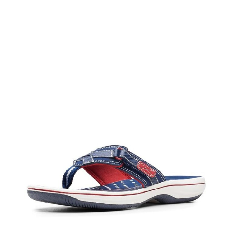 Clarks Women’s Breeze Sea Flip-Flop up to 38% Off Deal