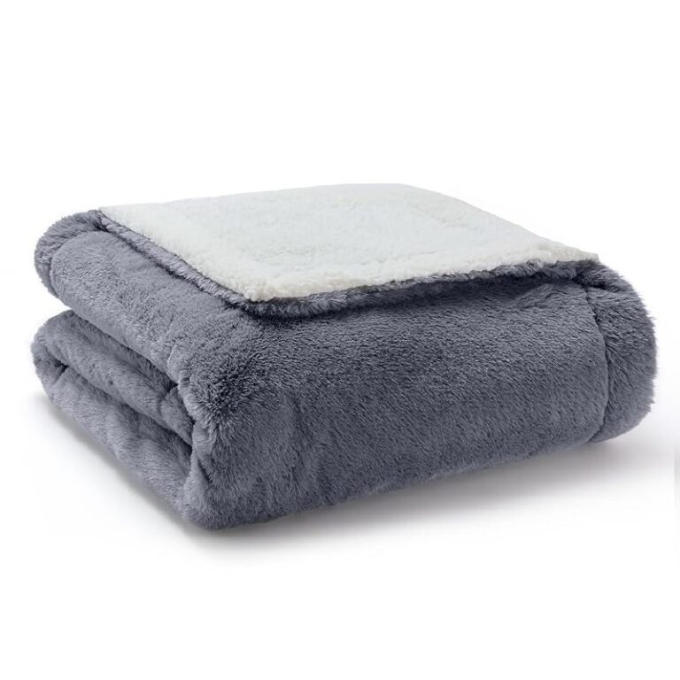 COZY KISS Waterproof Pet Blanket 50% Off Deal