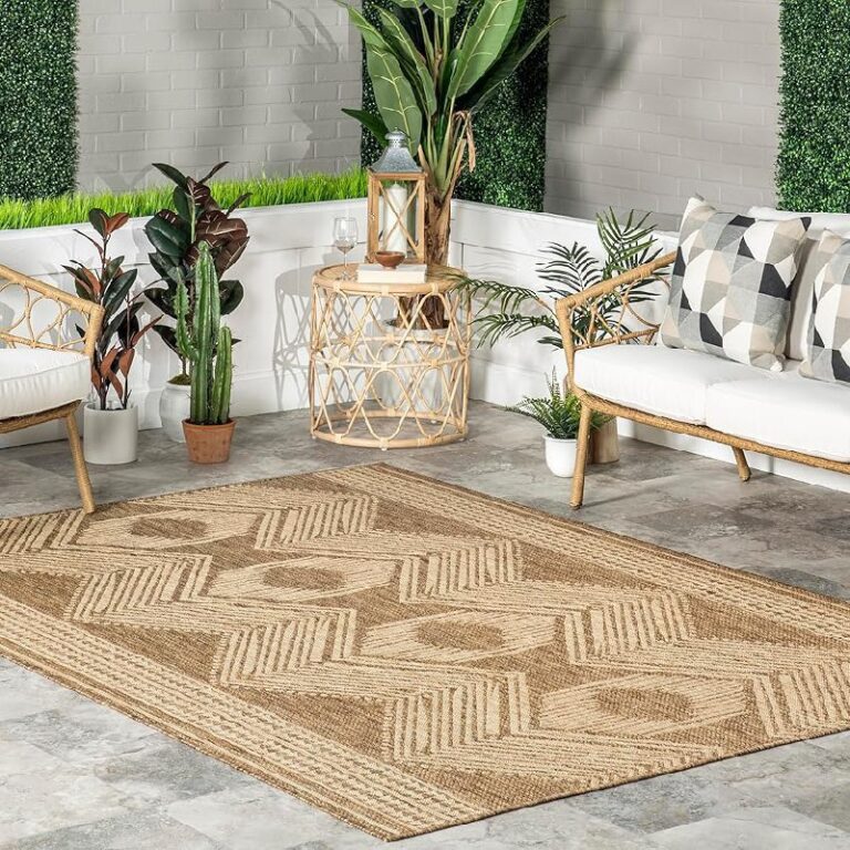 nuLOOM Outdoor Rug up to 55% Off Deal