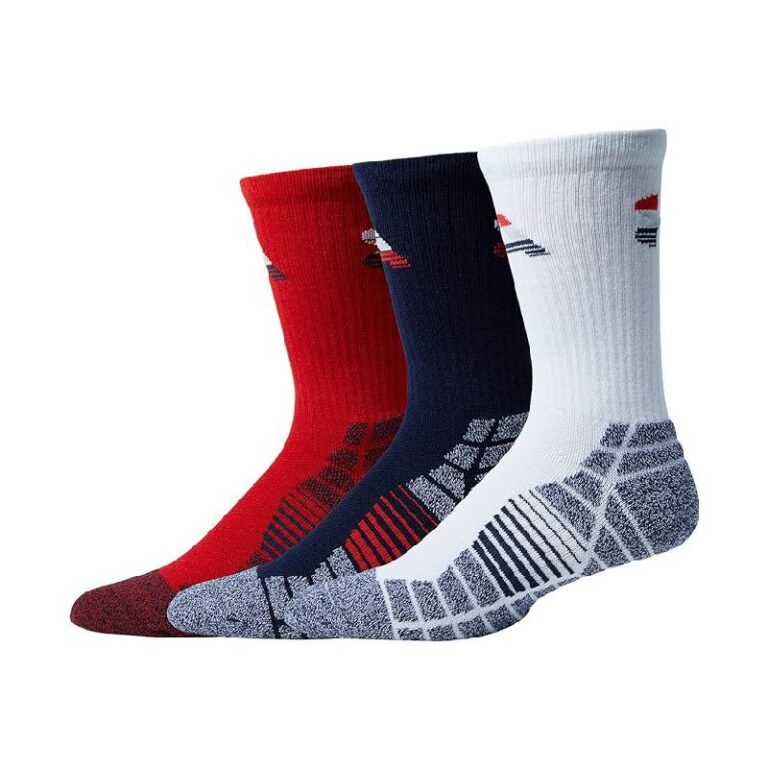 Under Armour Men’s Socks up to 40% Off Deals