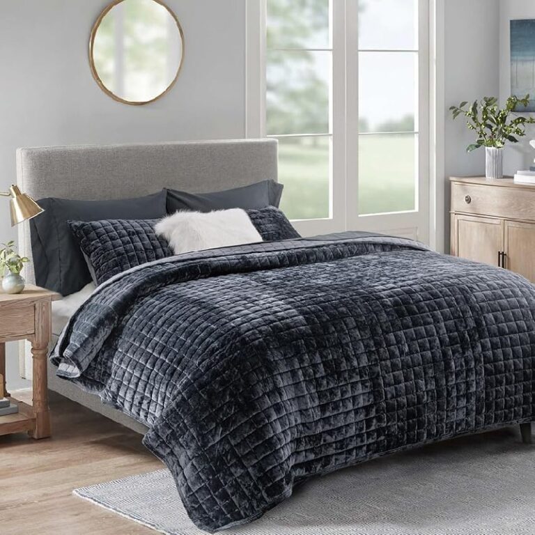 RECYCO Velvet Quilt Queen Size up to 15% off Deal