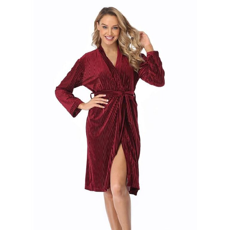 Womens Short Plush Bathrobe up to 47% Off Deal