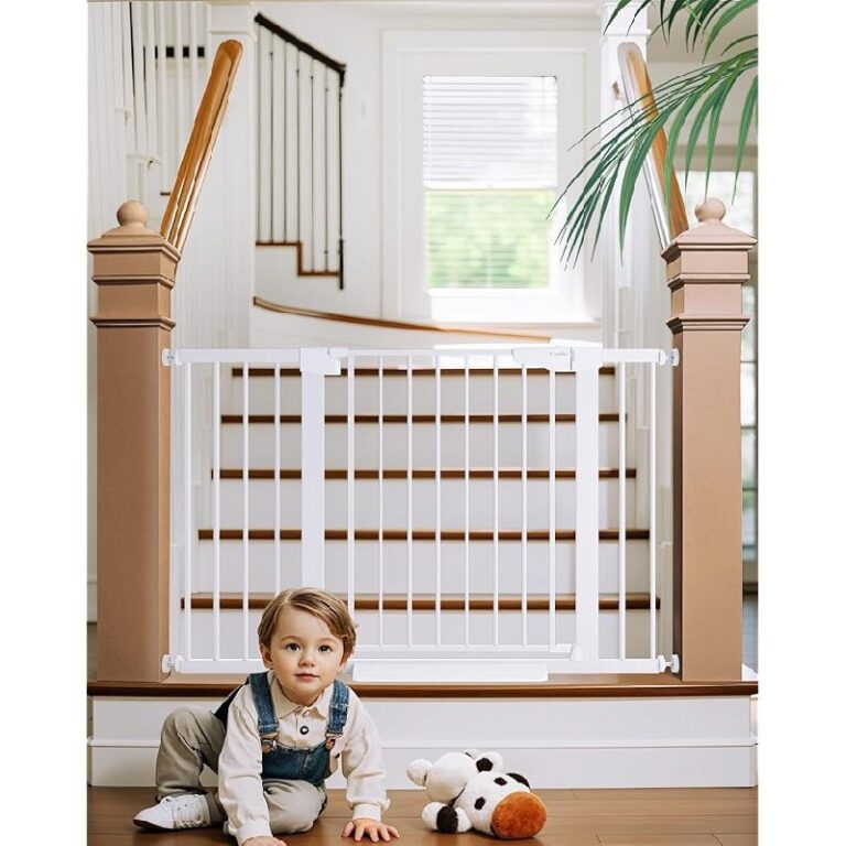 Cumbor Baby Gate: Up to 33% Off Deal