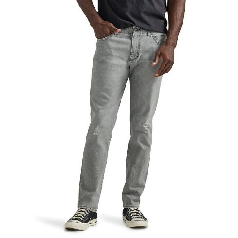 Lee Extreme Motion Jeans up to 16% off Deal