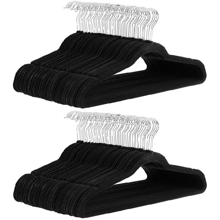 Amazon Basics Velvet Hangers up to 5% Off Deal