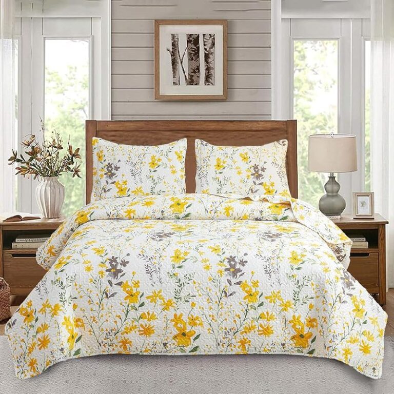 Jarson 3-Piece Quilt Set up to 25% Off Deal